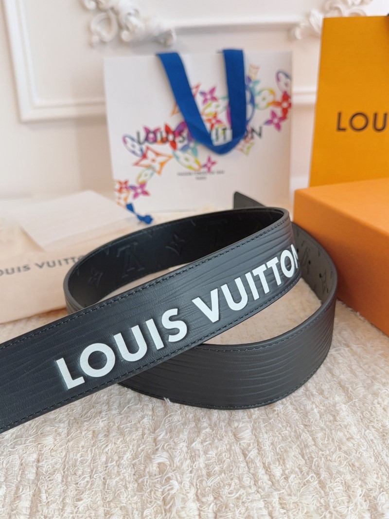 l0vis Vvtt0n belts